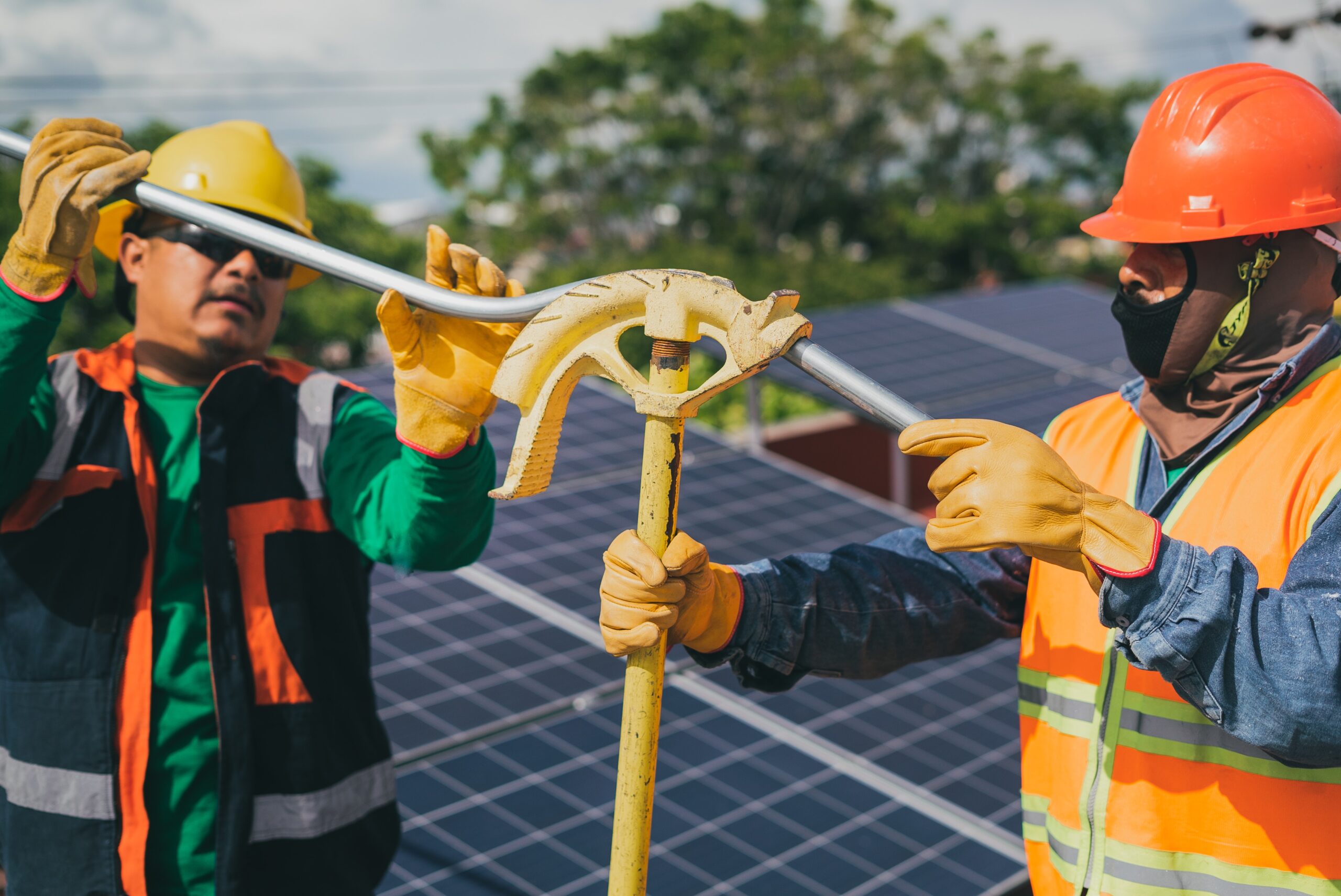 Alquiler de maquinaria y equipos para parques de energias renovables